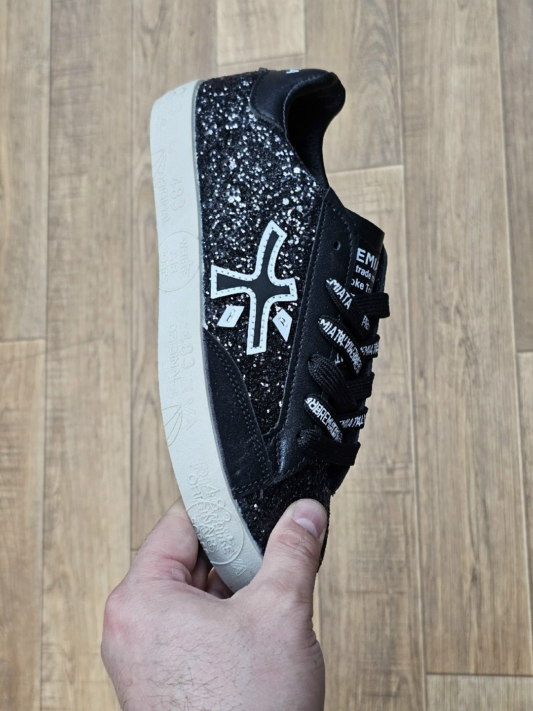 golden goose кеды super-star с блестками серебристый,голден гус кеды блестящие,golden goose кеды блестящие,golden goose ssense exclusive silver glitter superstar sneakers,