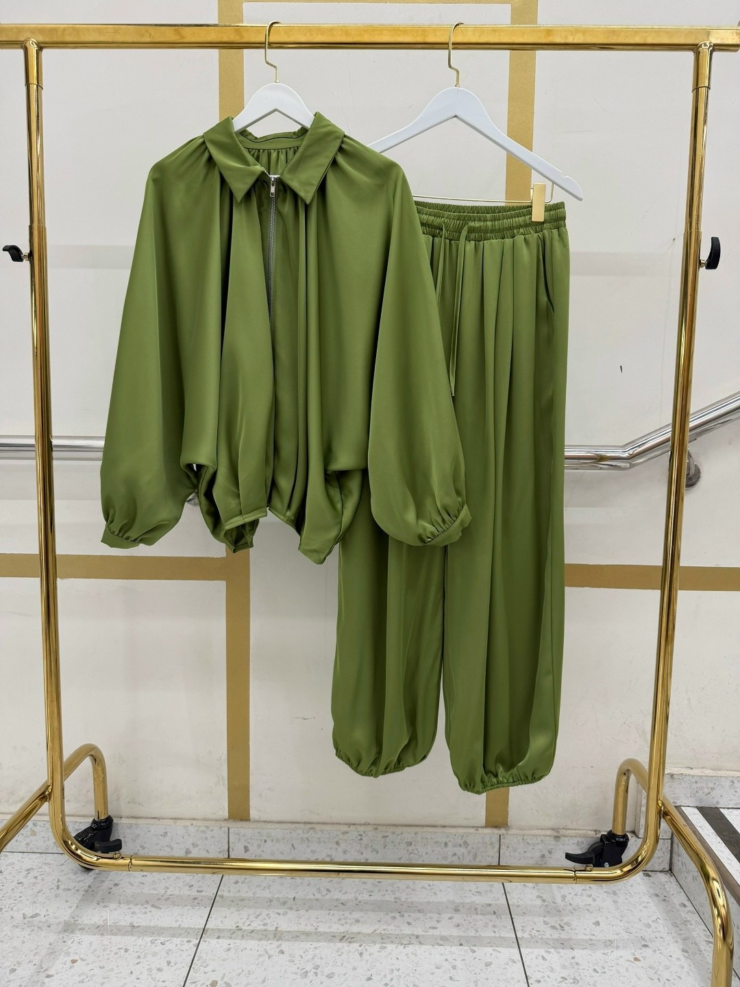 костюм с брюками,женские комбинезоны,комбинезон с брюками,брючный комплект