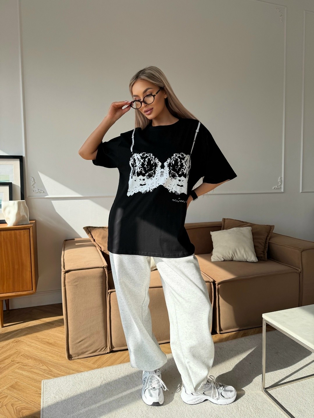 оверсайз женская футболка,футболки женская,футболки оверсайз,футболки оверсайз с принтами,оверсайз футболка черная