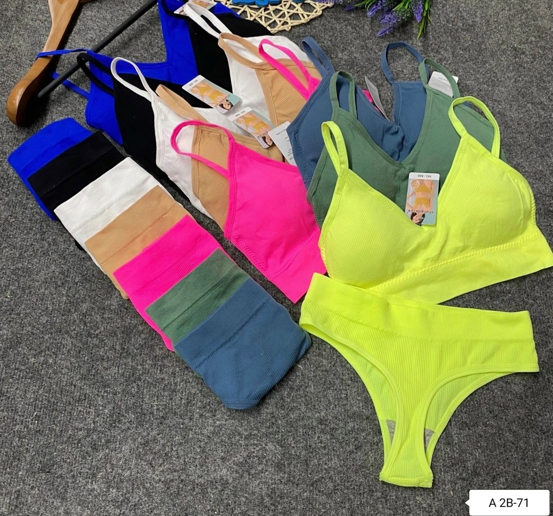 комплект женского нижнего белья,комплект нижнего белья,комплект белья женский,комплект бесшовного нижнего белья,женское нижнее белье