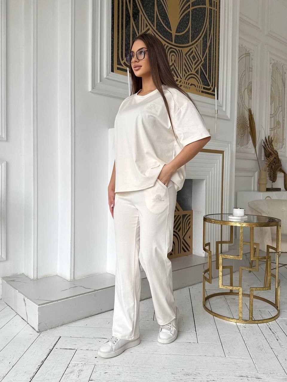 костюм женский,костюм трикотажный,голубой костюм,стильные костюмы,летние костюмы