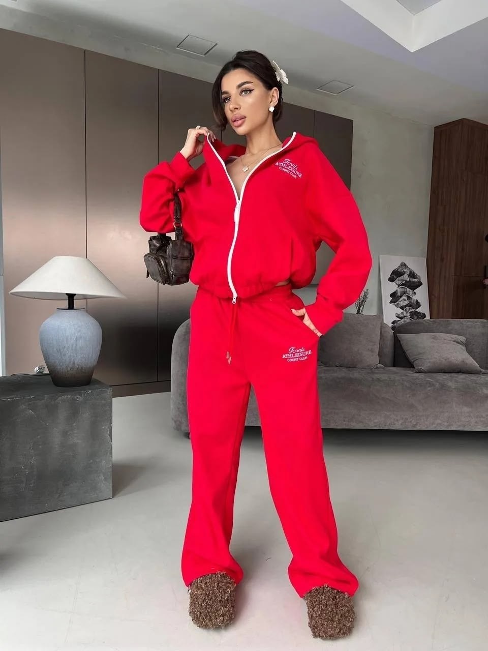 костюм спортивный,женский костюм,женский спортивный костюм,костюм белый,костюм