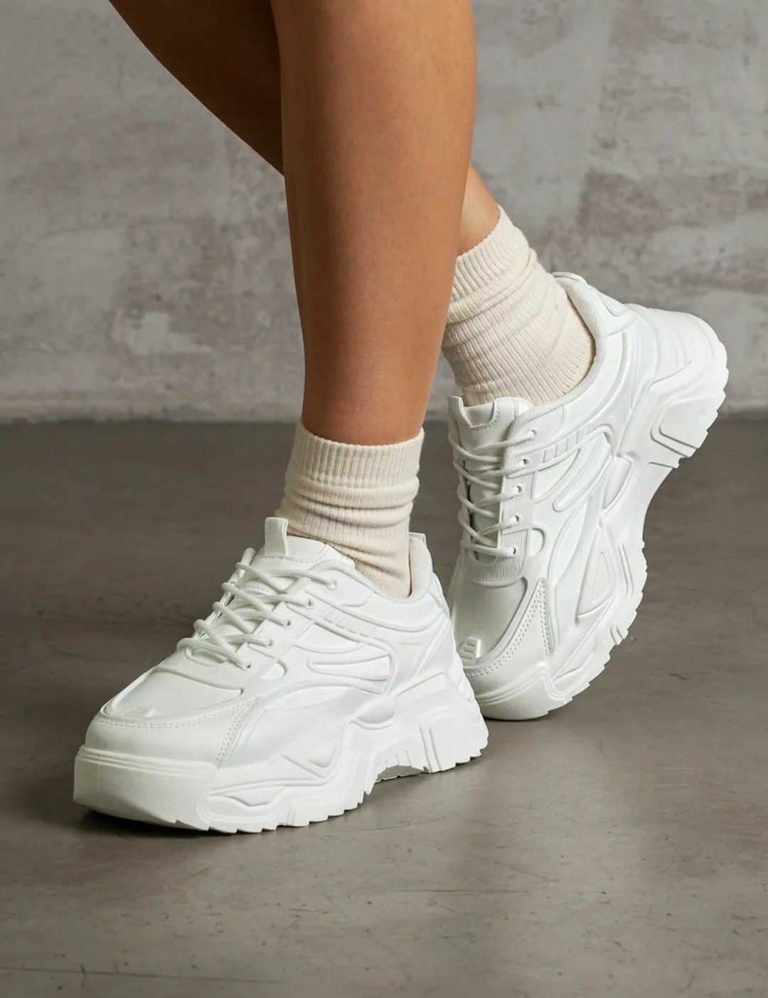 ,кроссовки женские,белые кроссовки,женские массивные кроссовки,кроссовки женские белые