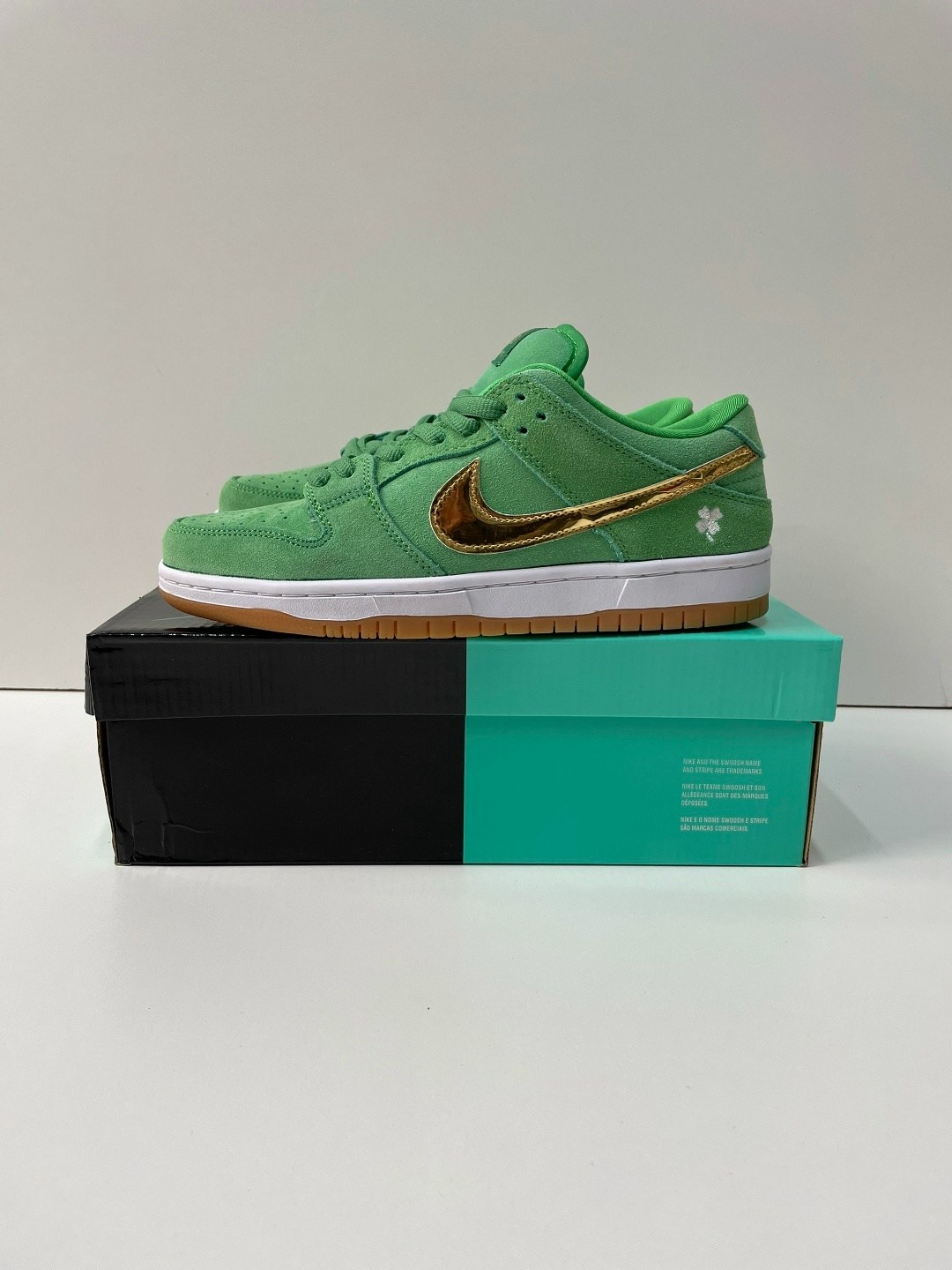 nike sb dunk low st. patrick's day,nike sb dunk low,nike sb dunk low pro st,кроссовки nike sb dunk low,nike sb dunk low pro