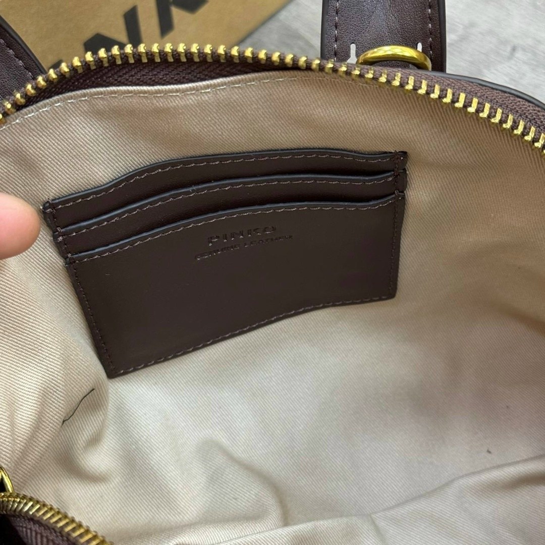 сумки pinko,женская сумка pinko,сумка,женская сумка тоут,кожаная сумка