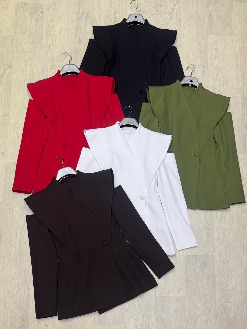 платье-пиджак,костюм для женщин,стильные наряды,женский пиджак