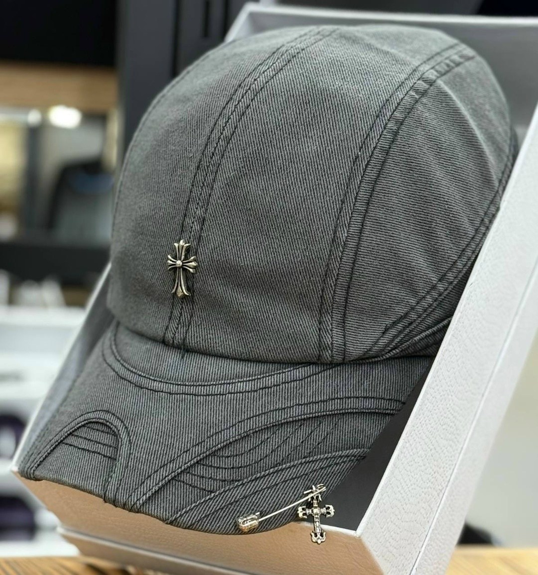 джинсовая бейсболка,стильная бейсболка,джинсовая кепка,модные бейсболки,женская бейсболка