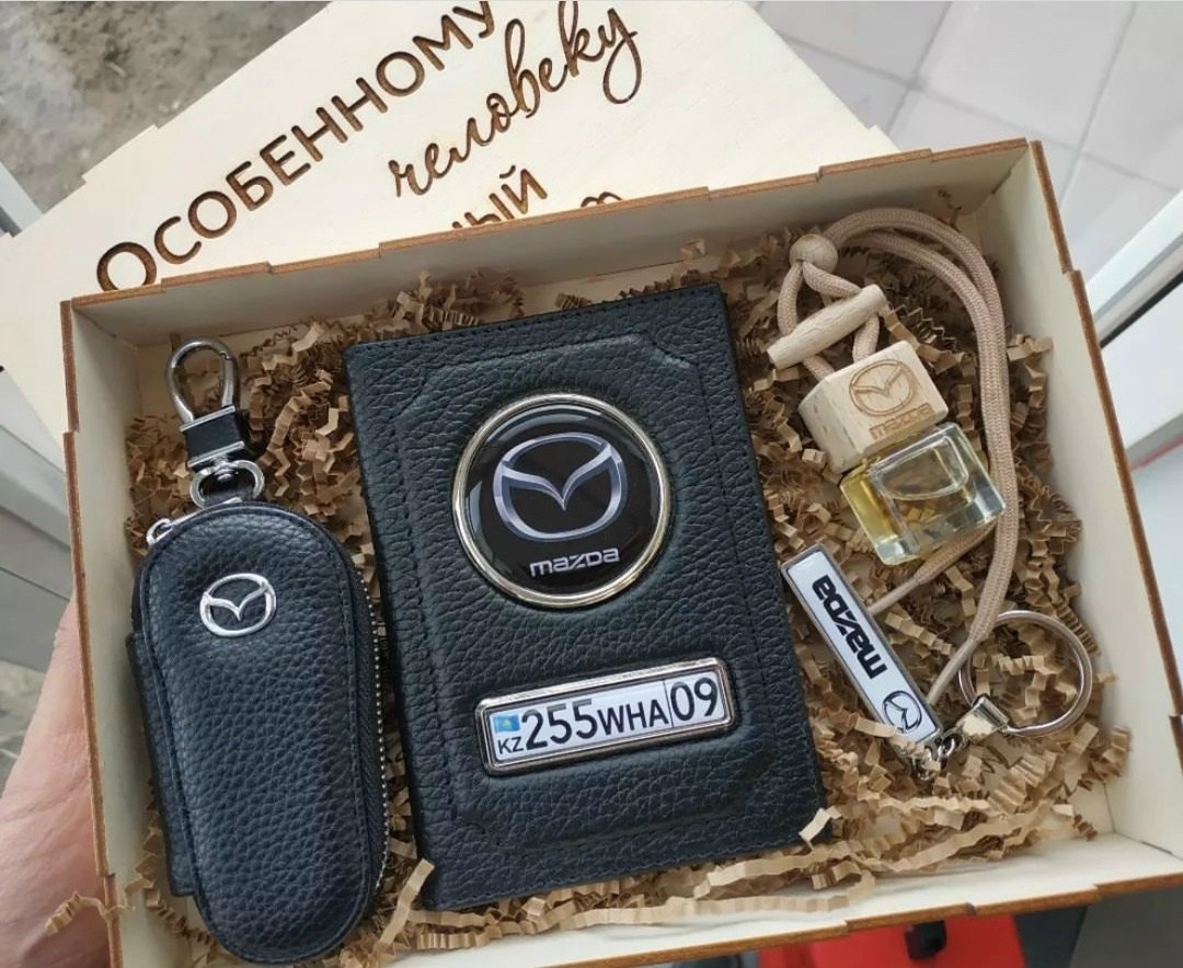 подарочный набор автолюбителю honda,подарочный набор автомобилиста honda,обложка для автодокументов honda,подарочный набор для авто,подарочный набор для автолюбителей