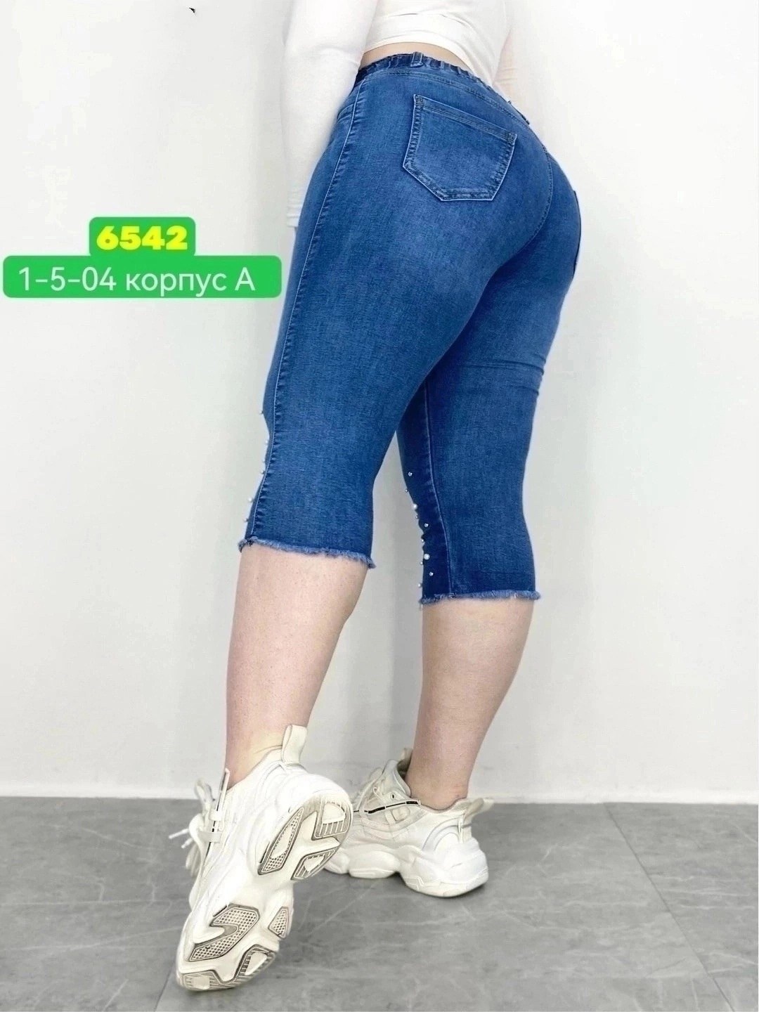 бриджи джинсовые женские,джинсовые бриджи левайс женские,женские бриджи,бриджи джинсовые,женские джинсовые бриджи образ