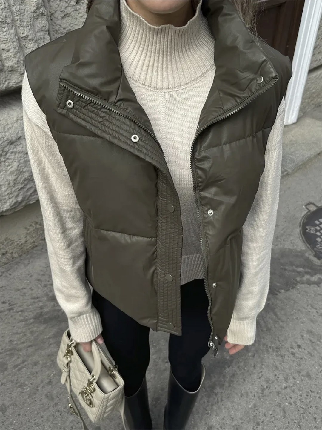 демисезонная жилетка,женская жилетка,жилет женский,теплый жилет,жилет повседневный