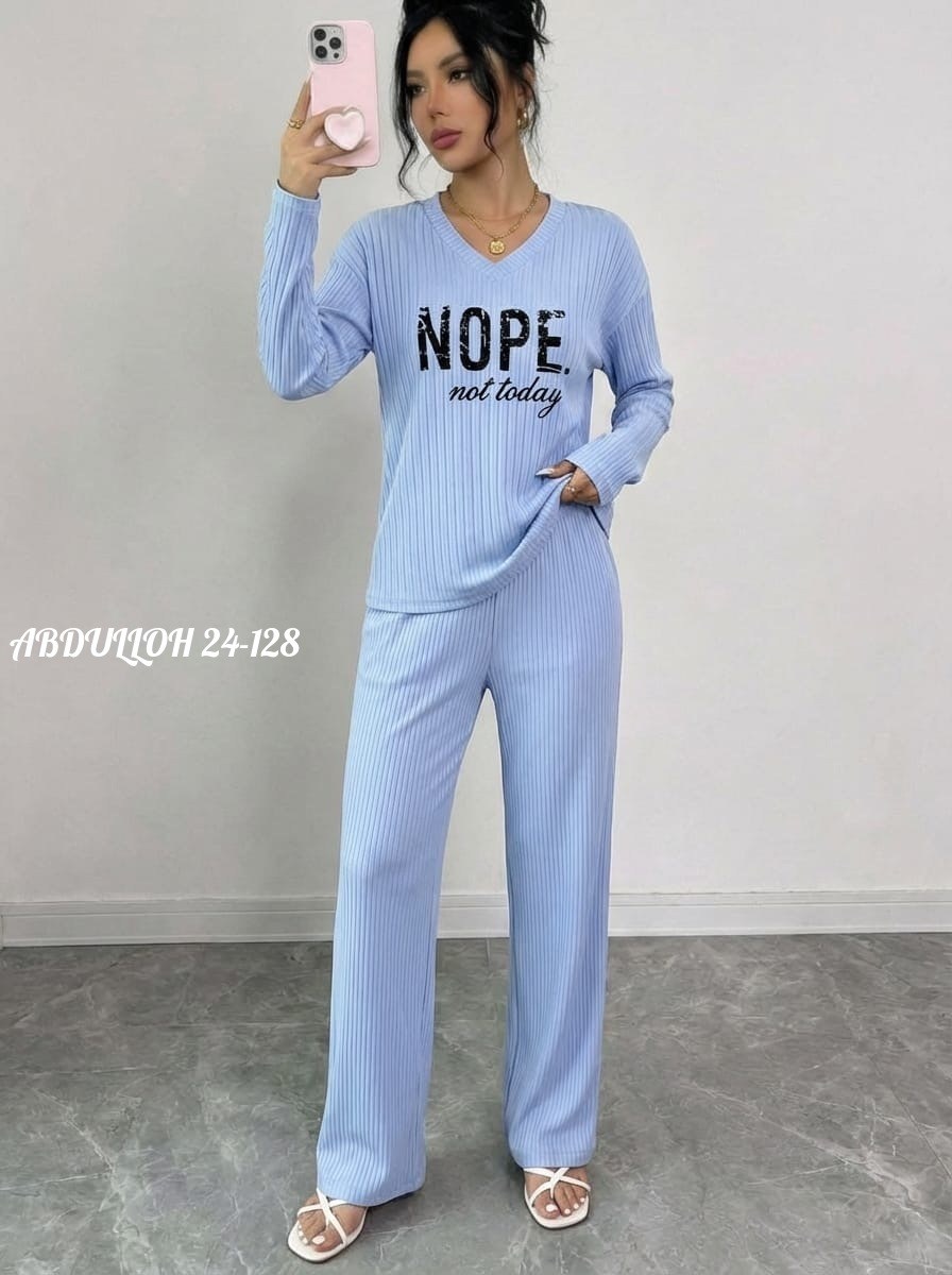 костюм с брюками,трикотажные костюмы,женские костюмы,женский костюм с брюками,комплект одежды женский