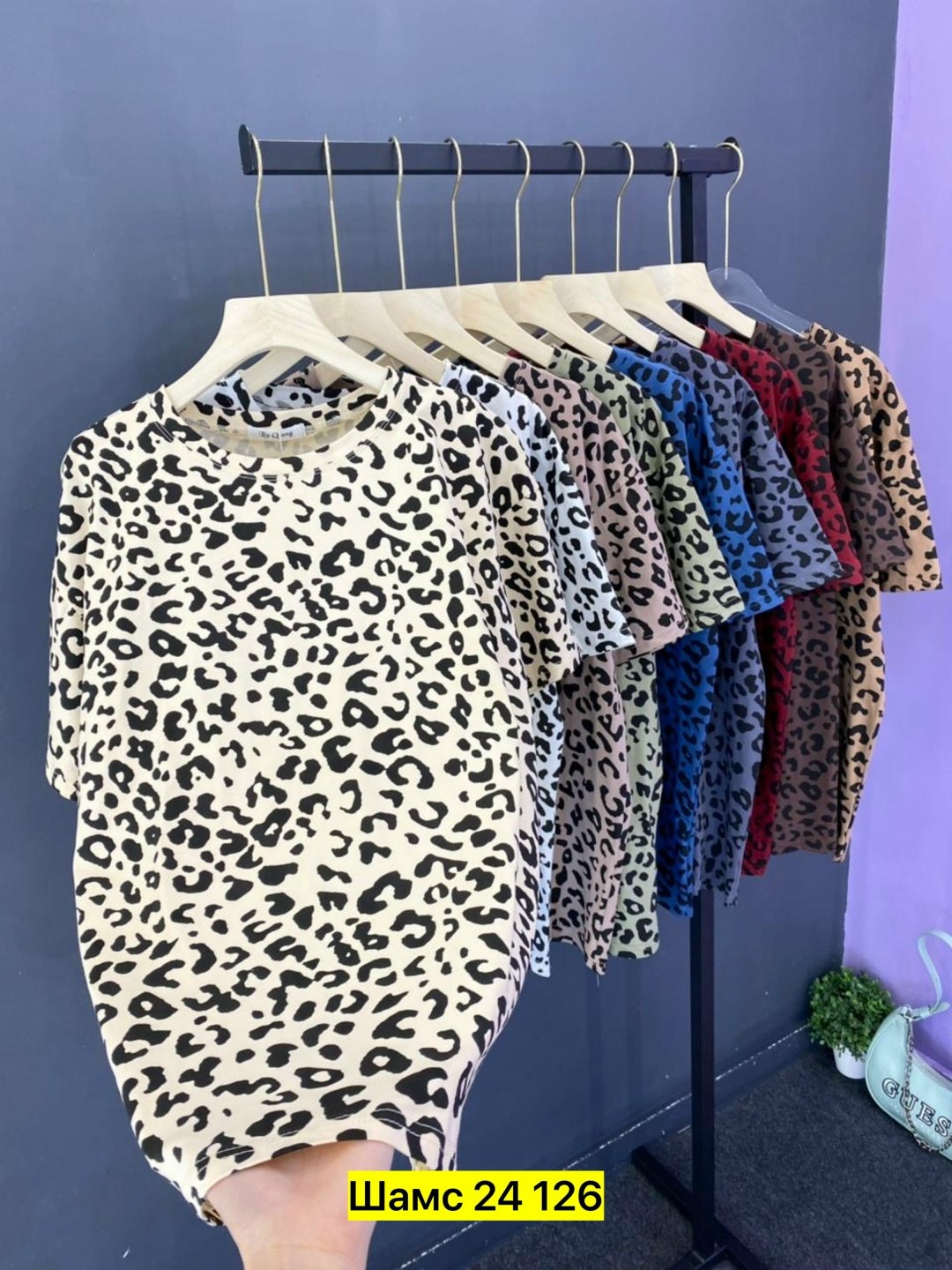 футболки женская,женские футболки с принтом,женская кофта,женской одежды,леопардовая футболка