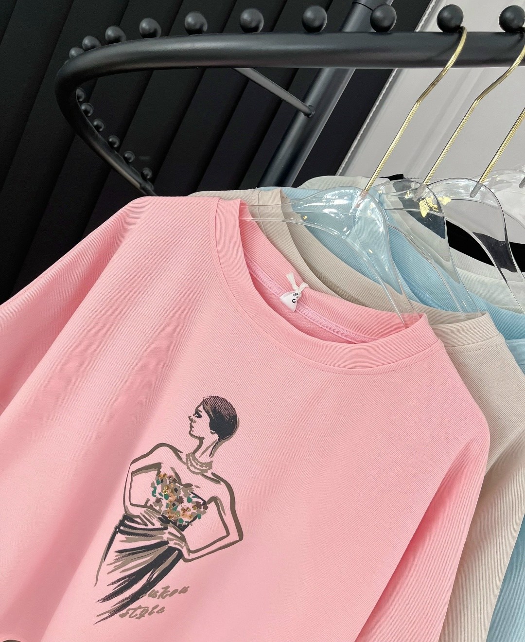 футболки женская,футболки женская оверсайз,футболки женские с принтом,футболки дизайн