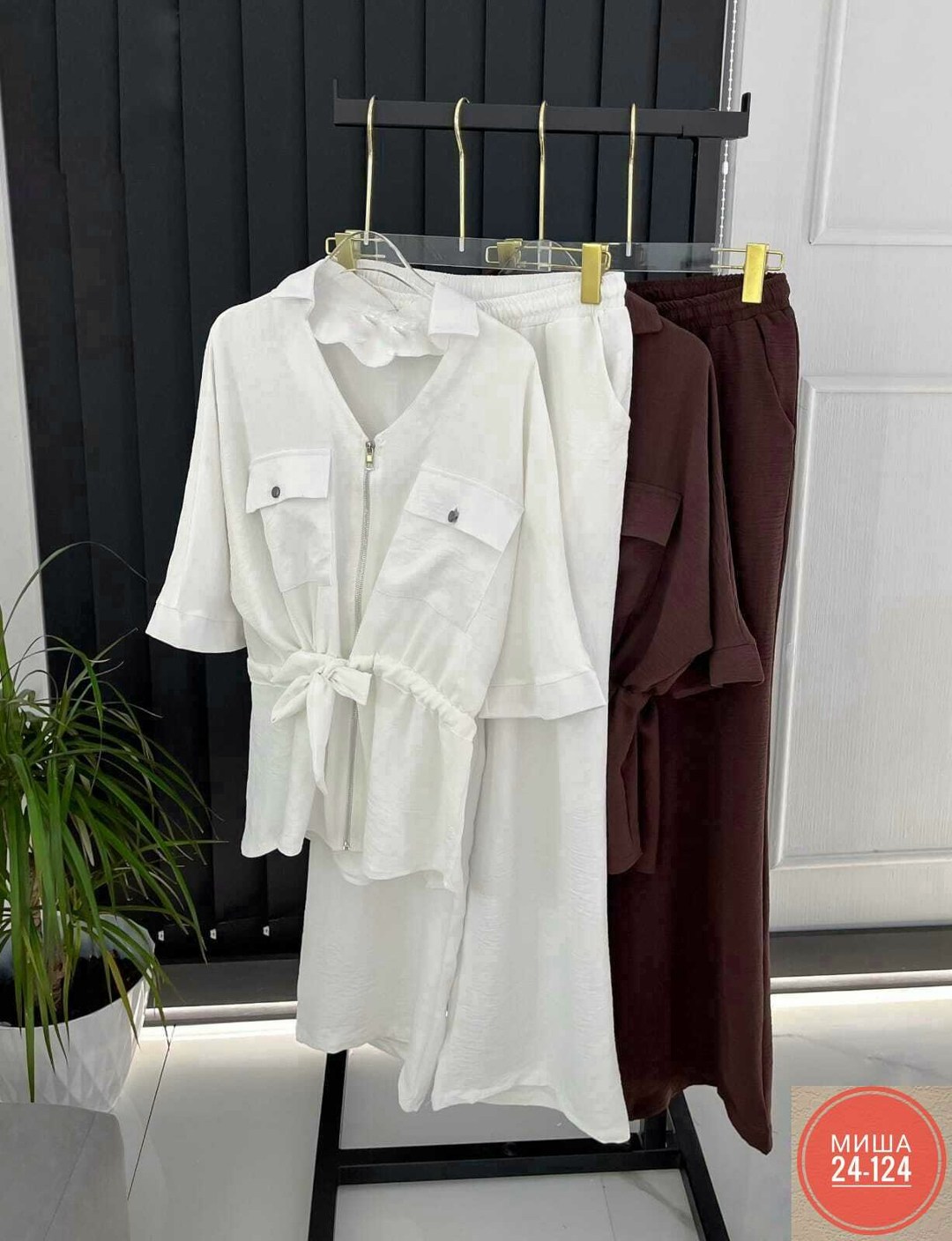 женский костюм двойка,брючный костюм,костюм двойка сингапур,костюм двойка,стильные женские костюмы