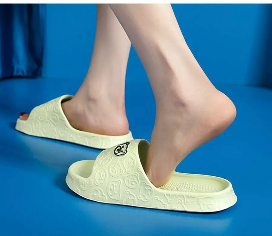 шлепанцы женские,тапочки летние,сланцы женские,модные тапочки,шлепанцы мужские