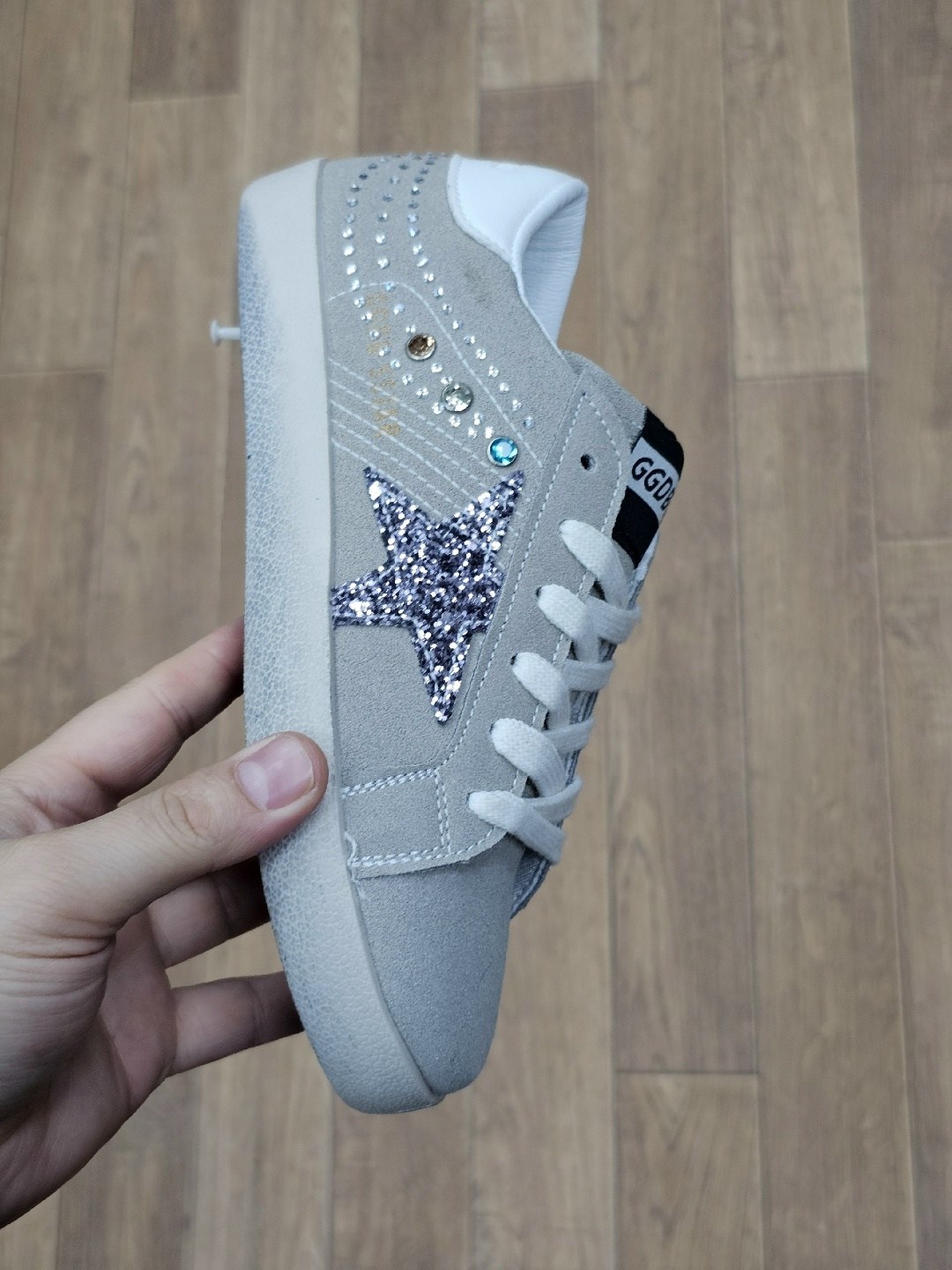 golden goose кеды super-star с блестками серебристый,,голден гус кеды блестящие,голден гус кеды,блестящие кроссовки