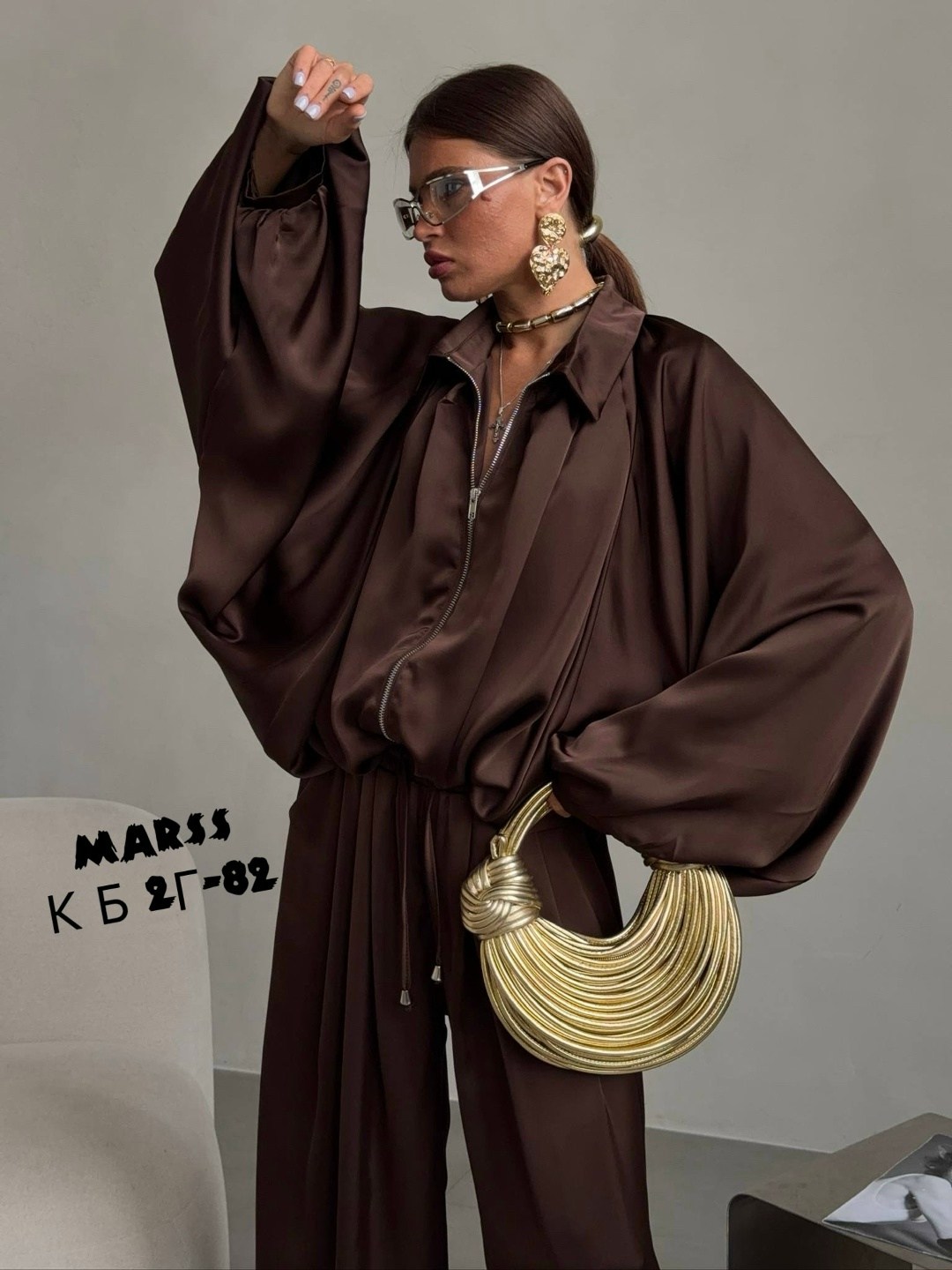 костюм с брюками,атласный костюм,женский костюм,костюм в пижамном стиле