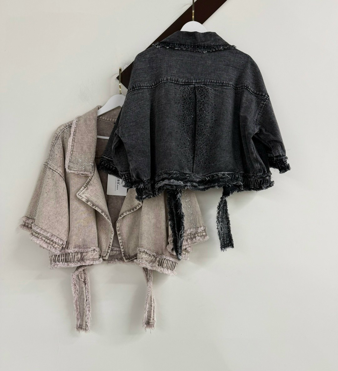 женские джинсовые куртки,джинсовая куртка,джинсовая куртка диор,джинсовая куртка повседневная,женская джинсовая куртка с заклепками