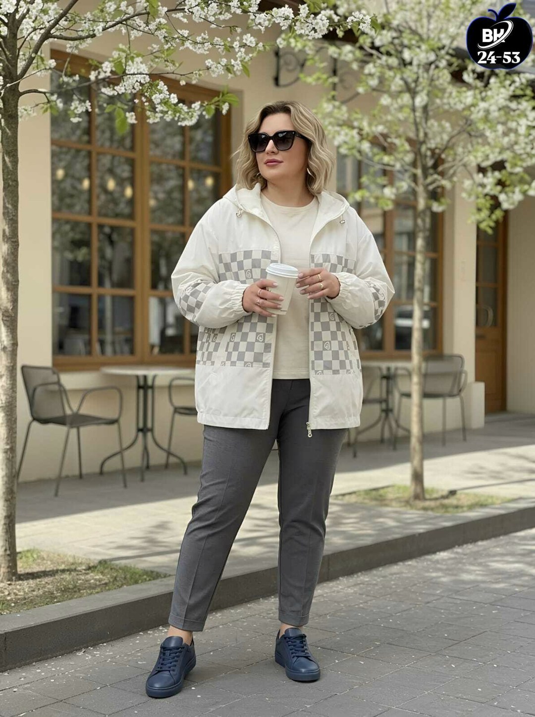 демисезонная куртка,легкая куртка,стильная куртка,ветровка демисезон,женская куртка