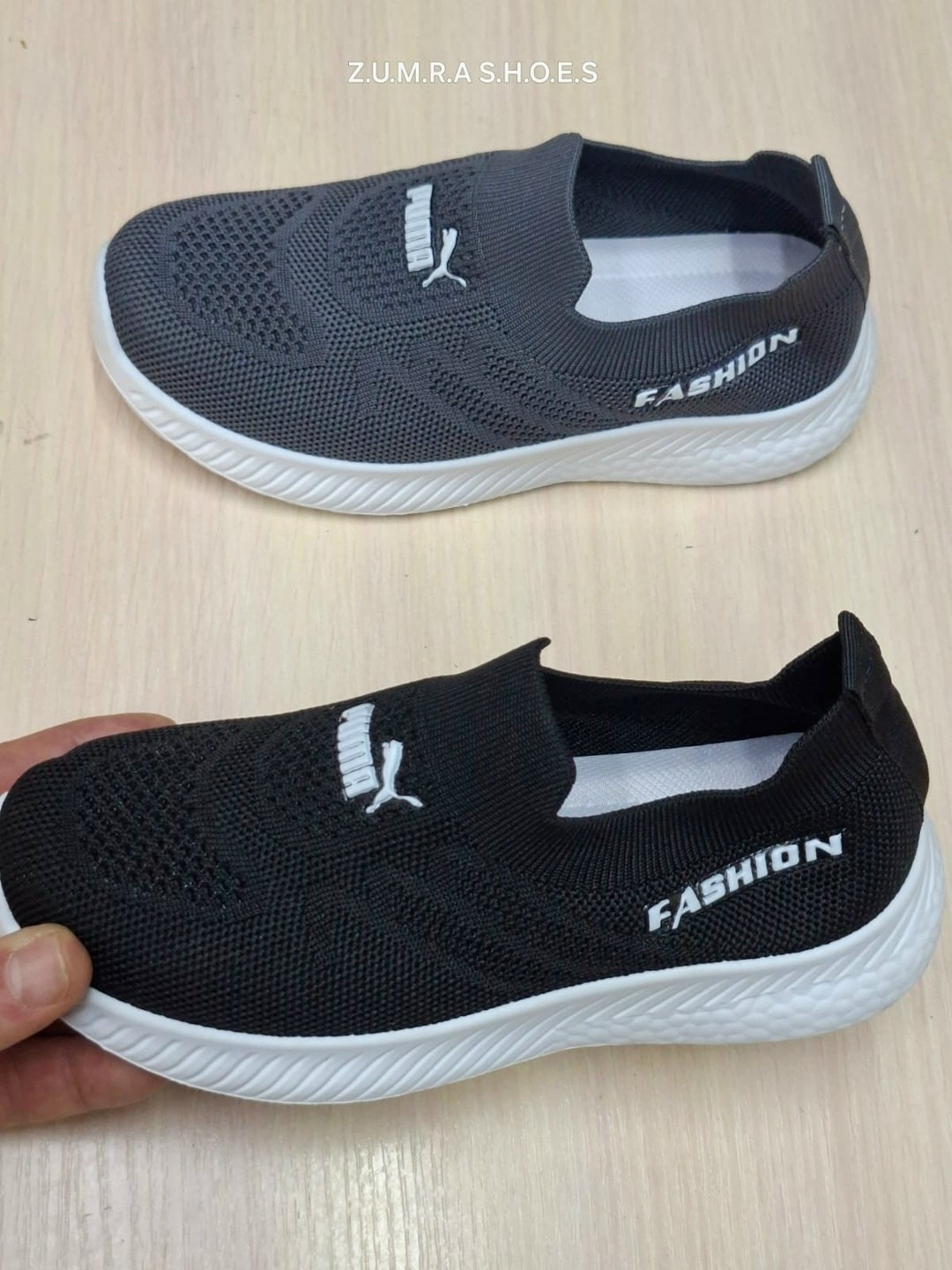 детские слипоны,кроссовки,спортивная ,повседневная ,повседневные кроссовки