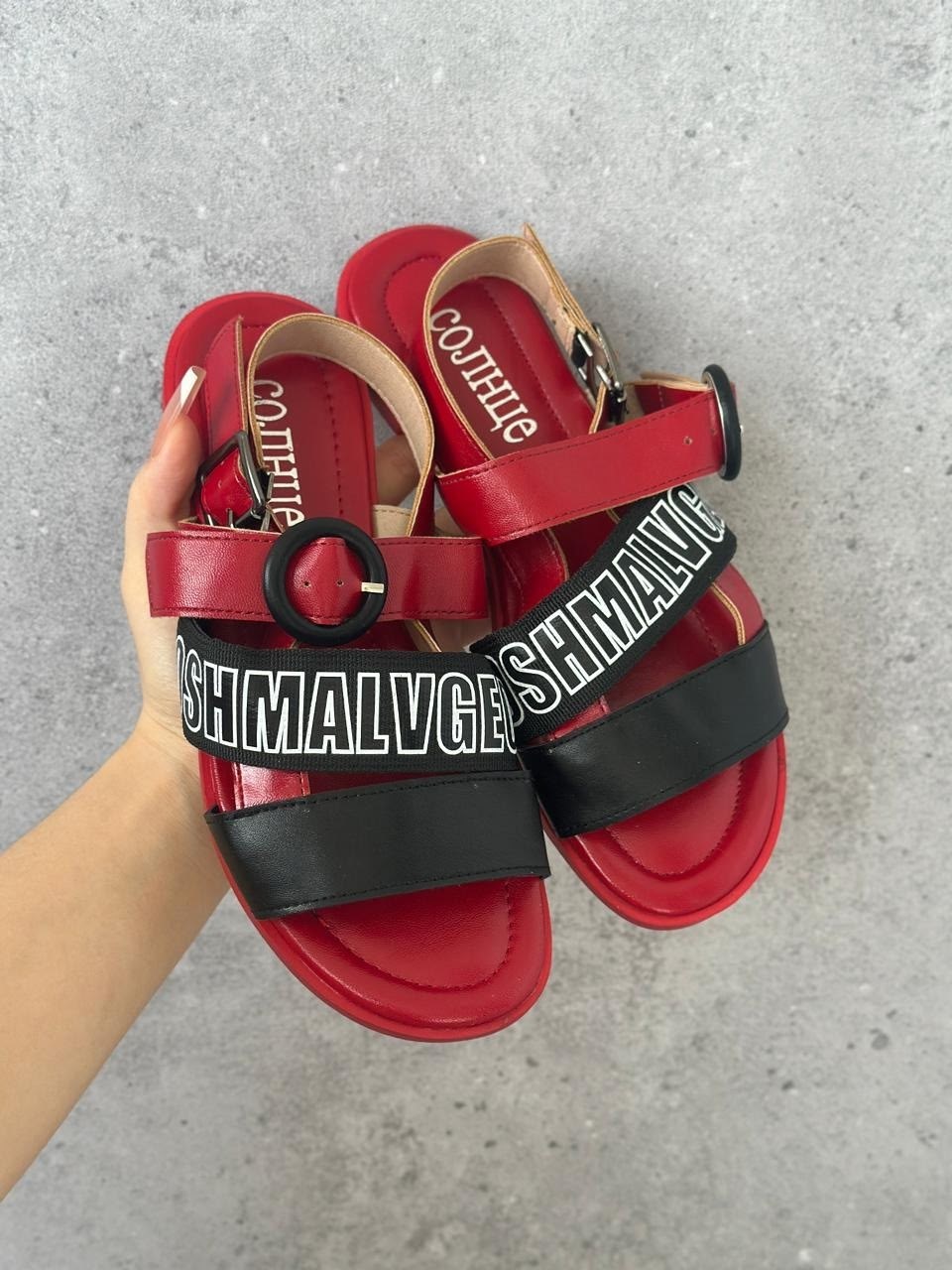 ,женские босоножки,босоножки спортивные,красные босоножки,сандалии