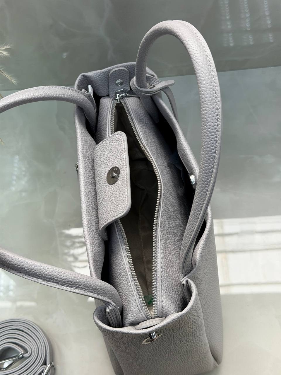 сумка,сумки женская,бежевая сумка,классическая сумка,модная сумка