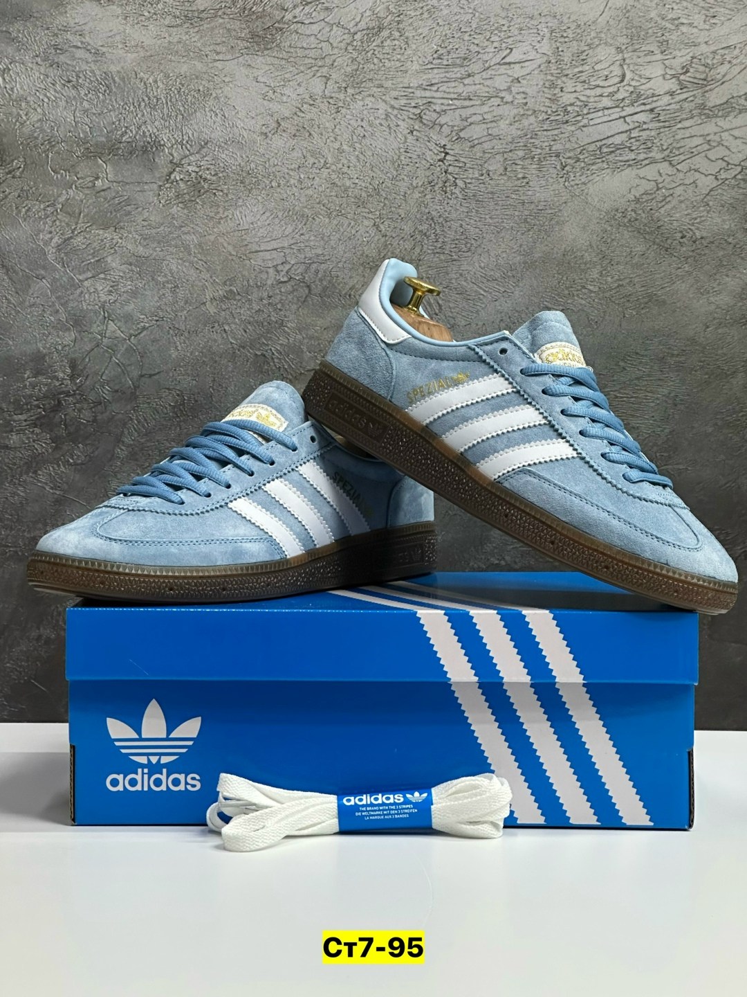 кроссовки adidas spezial,кроссовки adidas spezial голубые,кроссовки adidas,кроссовки мужские женские adidas,adidas spezial
