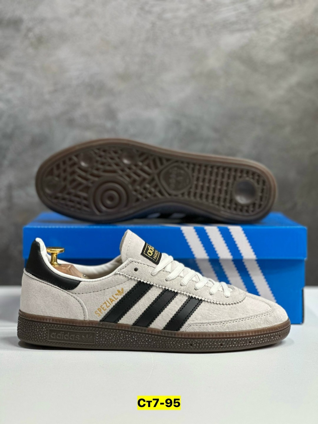 кроссовки adidas spezial,кроссовки adidas samba мужские,кроссовки adidas samba,кроссовки adidas,адидас самба кроссовки