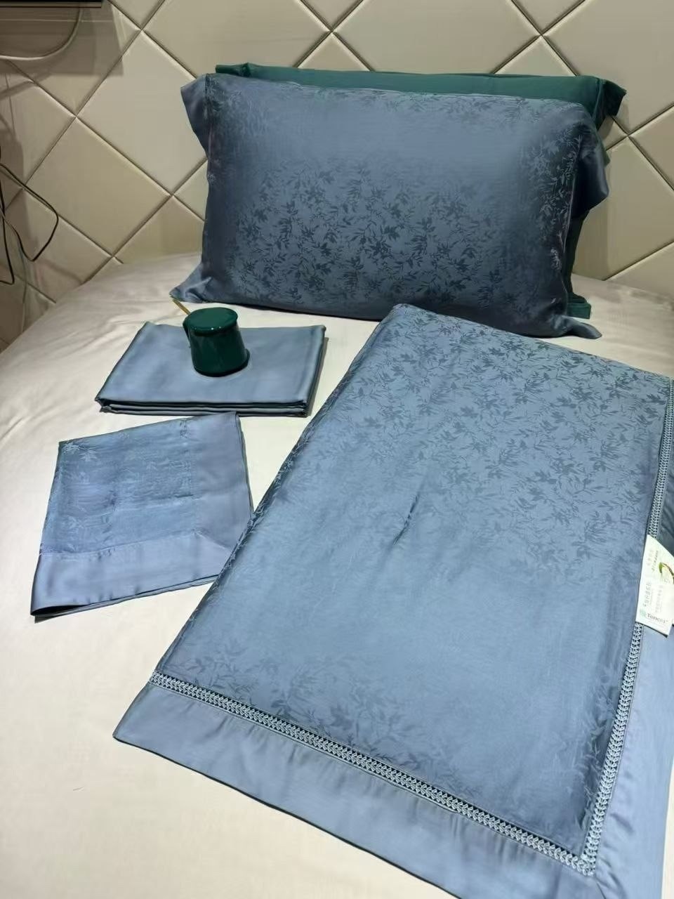 blumarine комплект постельного белья с одеялом,комплект постельного белья la perla с одеялом,комплект постельного белья,комплект постельного белья с одеялом,постельное белье с одеялом blumarine