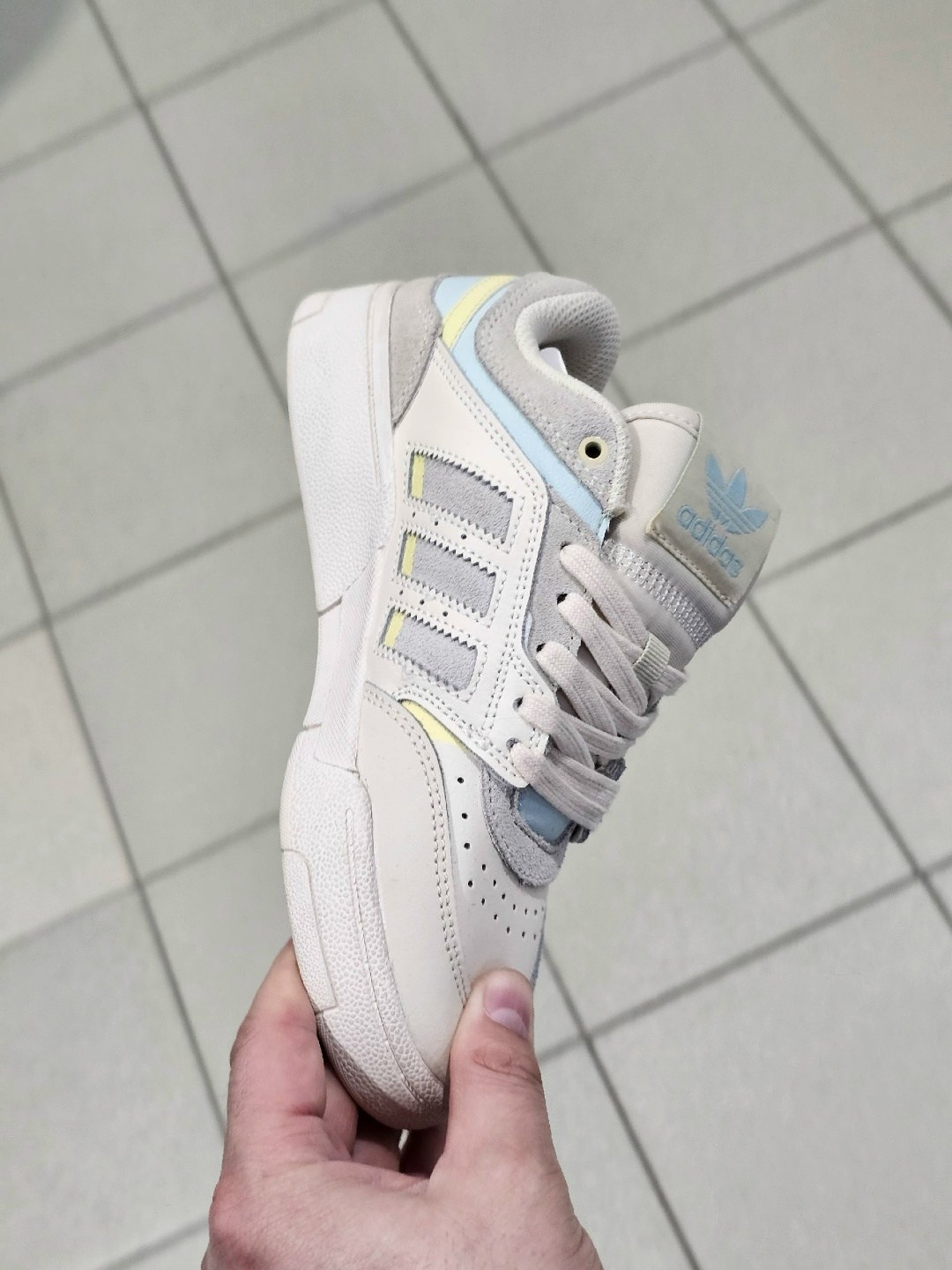 кроссовки adidas,кроссовки adidas drop step,adidas женские кроссовки,адидас люкс кроссовки,кроссовки