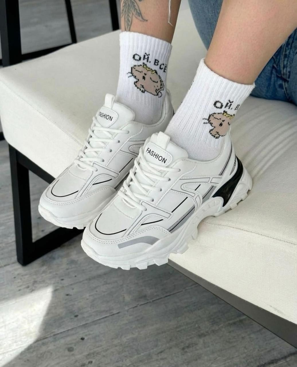 кроссовки,женские кроссовки, женская,модные кроссовки,спортивные кроссовки женские