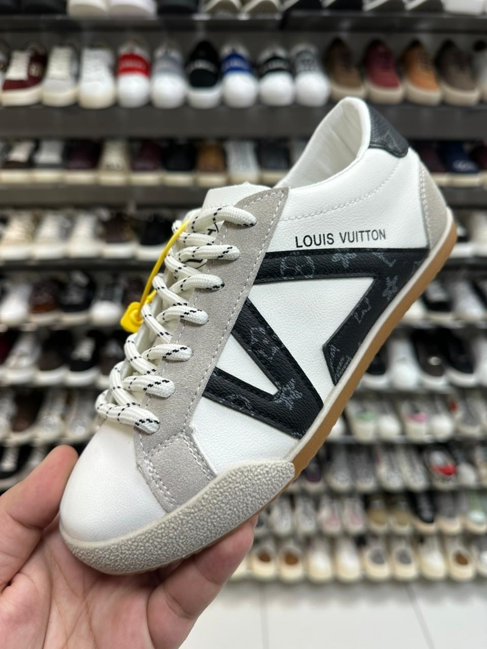 ,кроссовки низкие,женские кроссовки,повседневная ,повседневные кроссовки