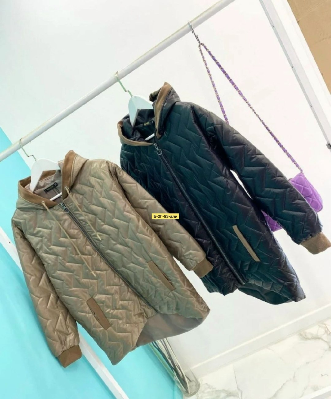 стеганая куртка с капюшоном 64-72,куртка демисезонная женская,куртка женская,удлиненная куртка,куртка