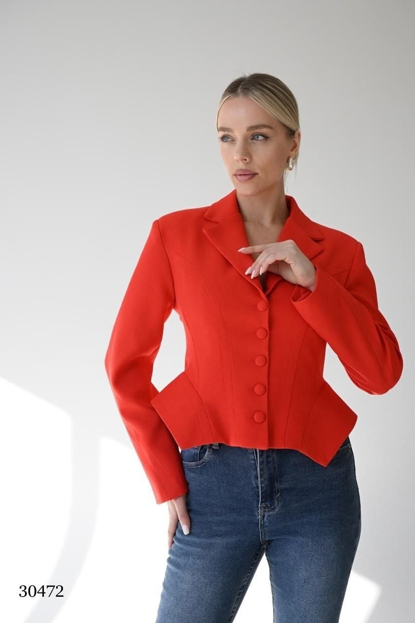 жакет,жакет с баской,красный жакет,пиджак александр маккуин,женские жакеты