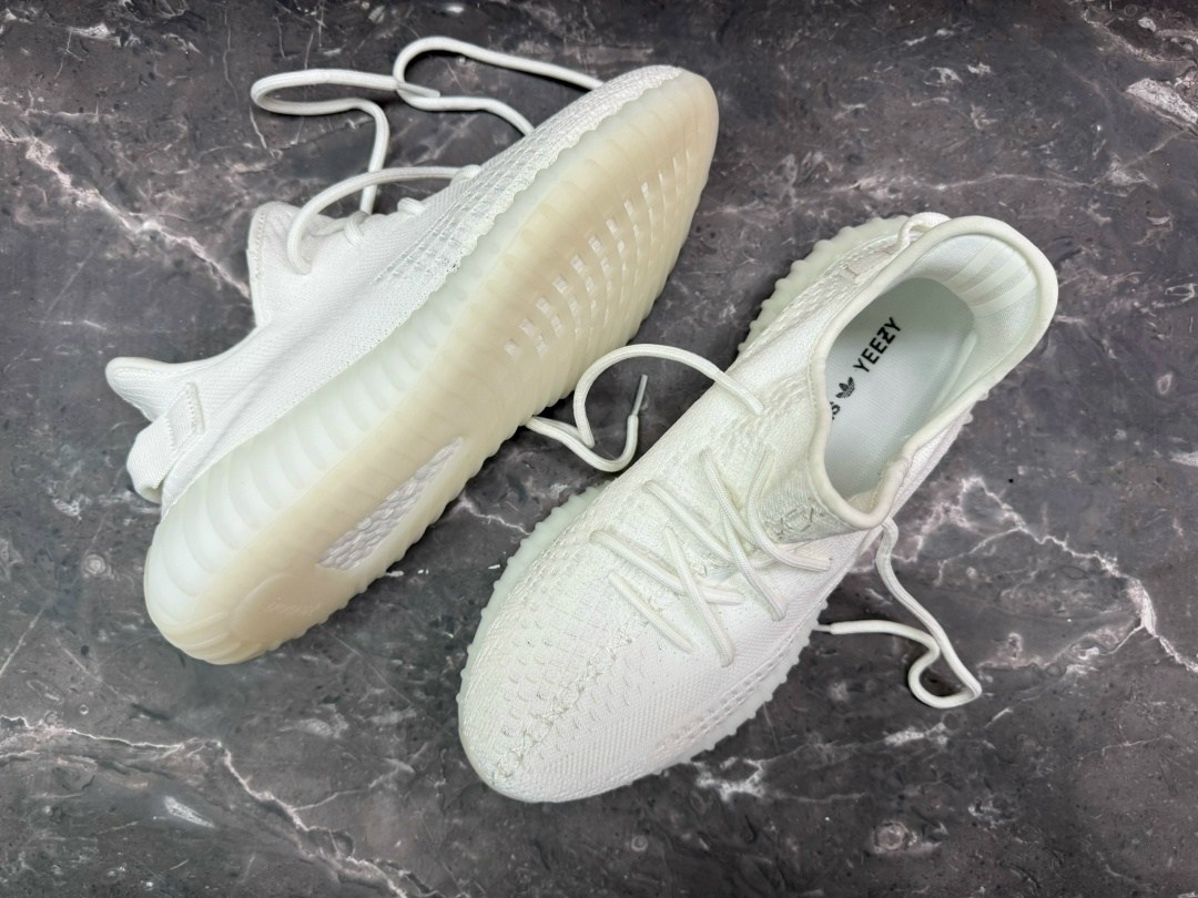 кроссовки adidas yeezy boost 350,кроссовки adidas yeezy boost,кроссовки adidas yeezy 350 boost v2 triple white,adidas yeezy boost 350,adidas yeezy boost