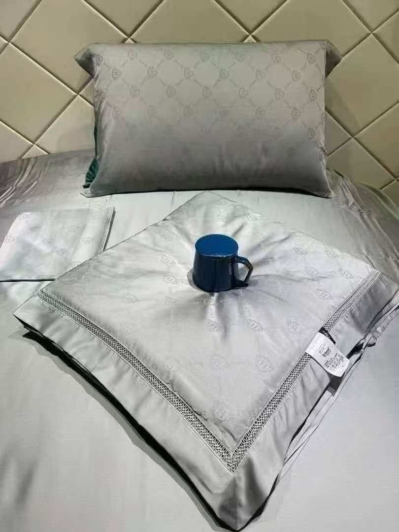 blumarine комплект постельного белья с одеялом,комплект постельного белья la perla с одеялом,комплект постельного белья,комплект постельного белья с одеялом,постельное белье с одеялом blumarine