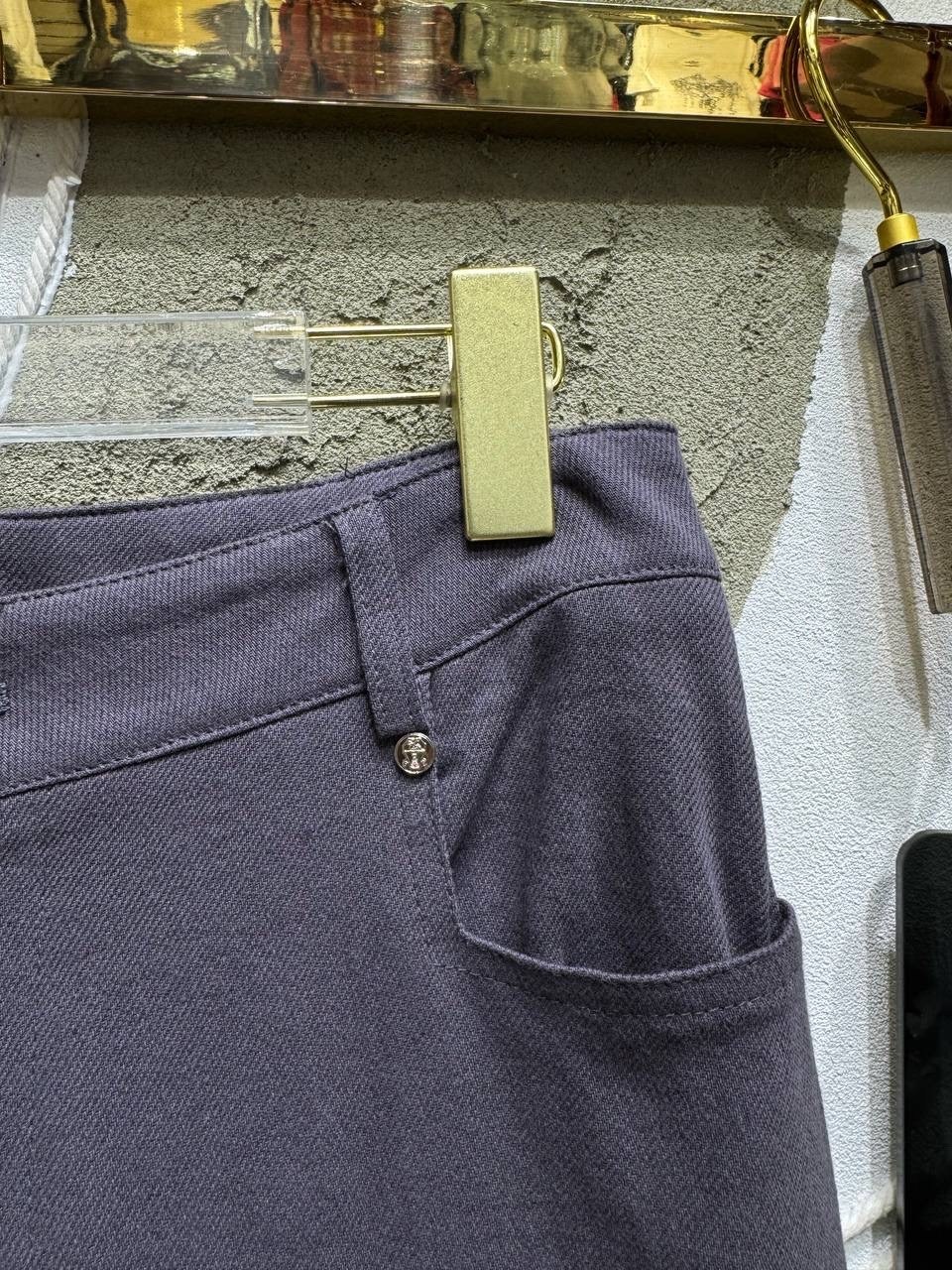 брючный комплект,женские брючные костюмы,брючной костюм,серый брючный костюм,женский костюм с брюками