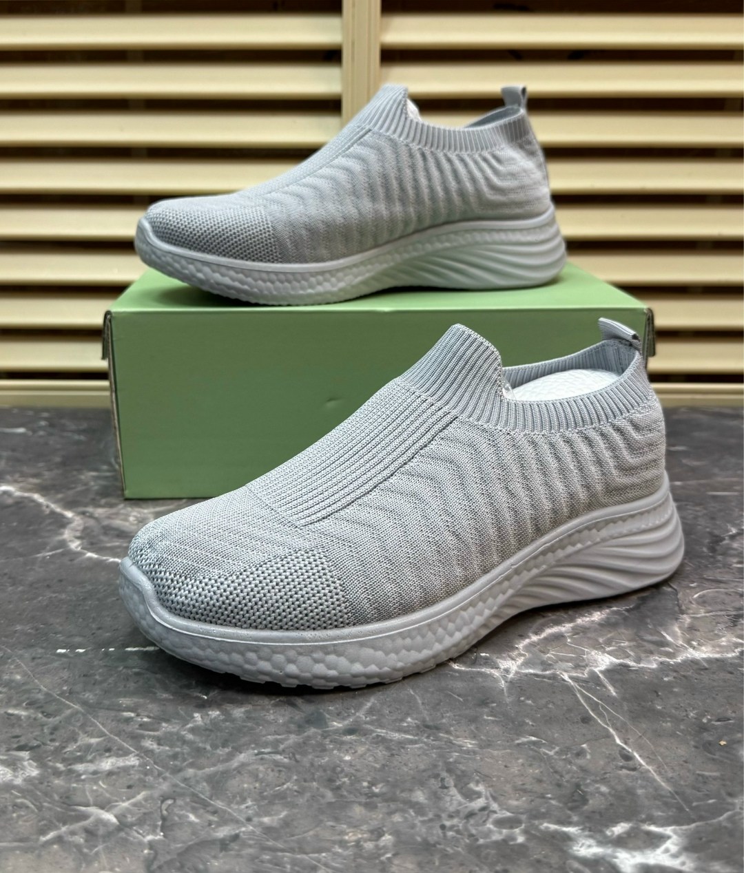 ,слипоны женские,кроссовки женскиe,кроссовки женские текстиль,спортивная