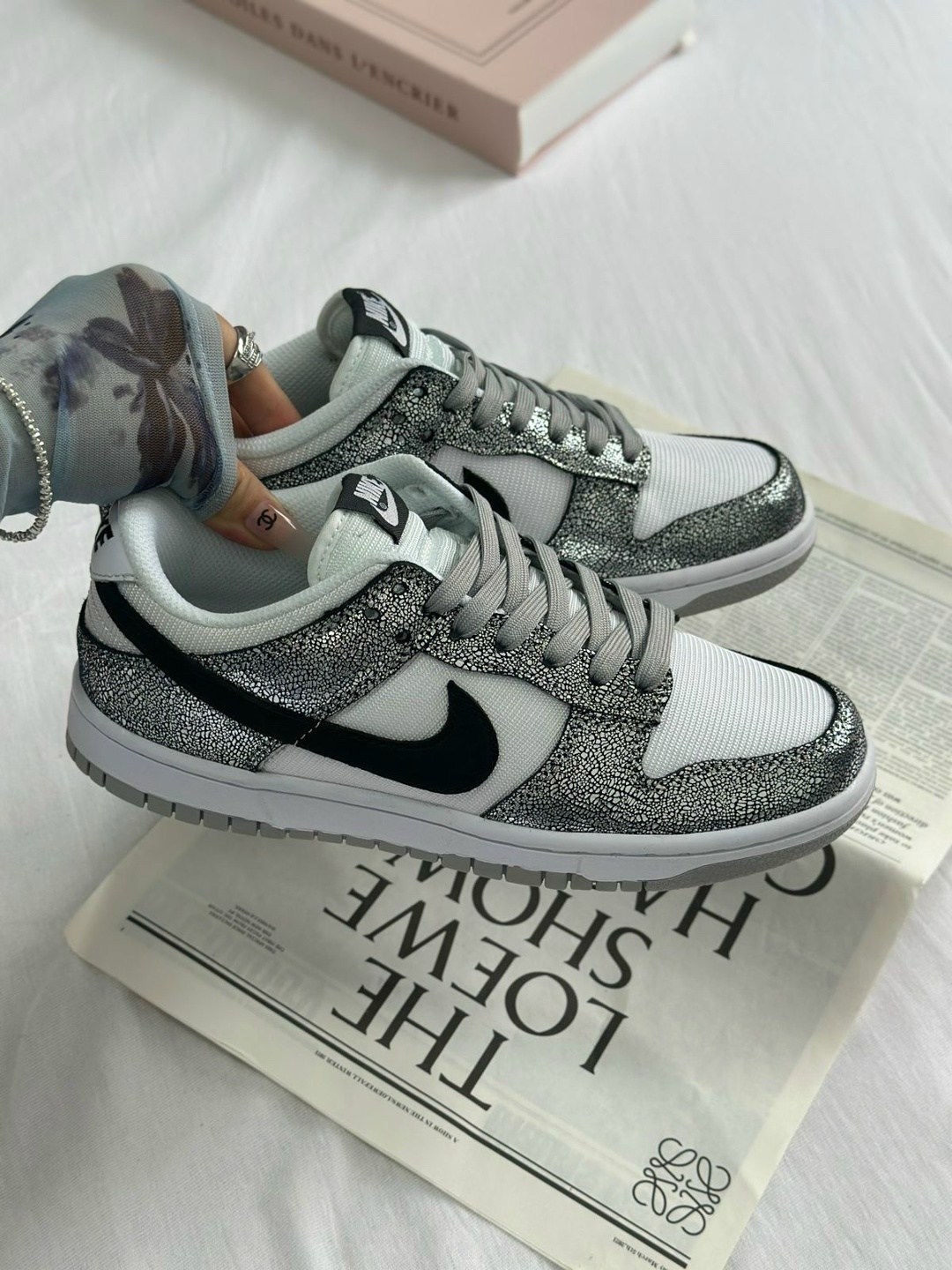 женские кроссовки nike dunk low golden gals,nike dunk low,nike dunk silver,кроссовки,кроссовки найк данк