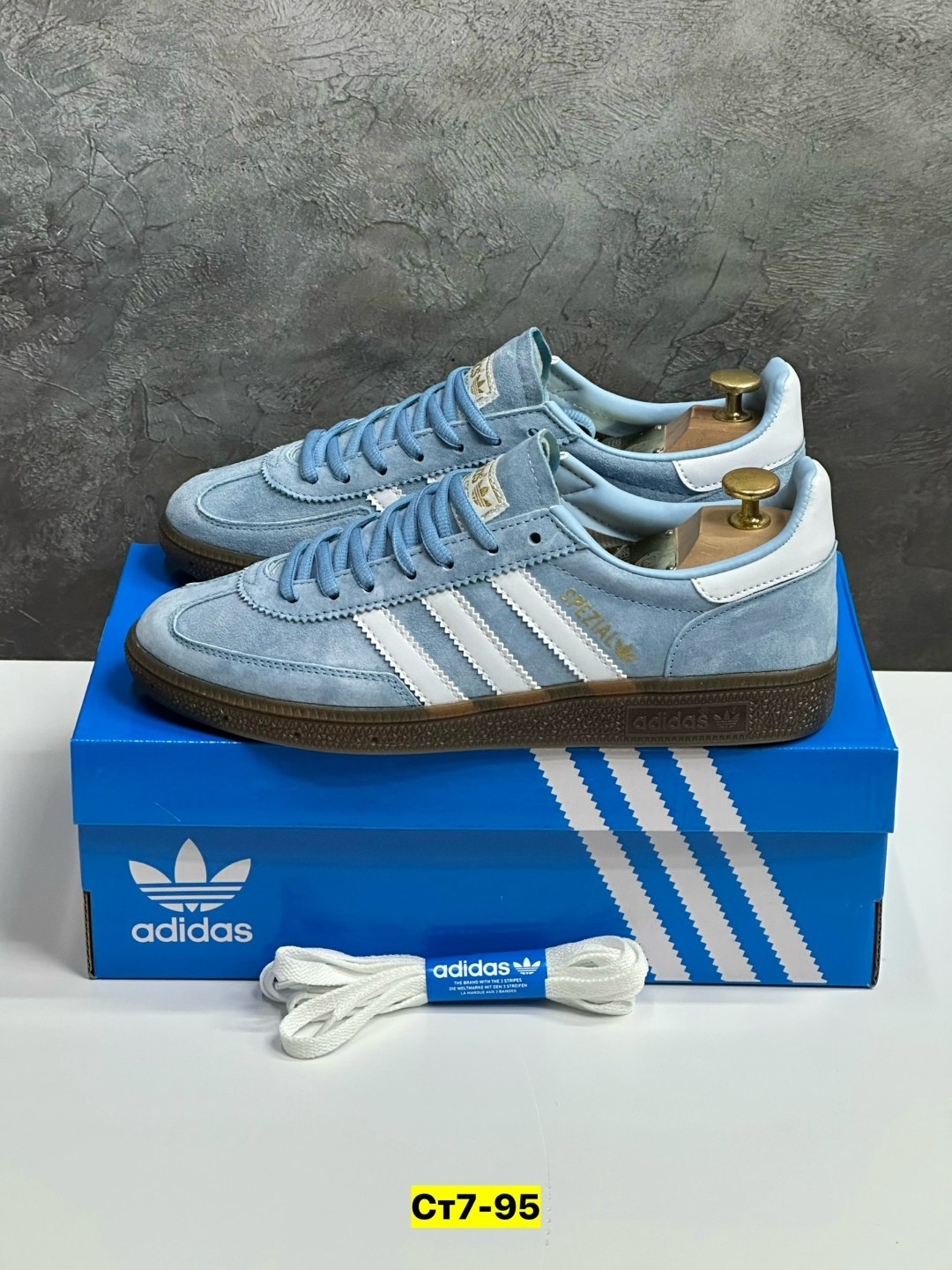 кроссовки adidas spezial,кроссовки adidas spezial голубые,кроссовки adidas,кроссовки мужские женские adidas,adidas spezial