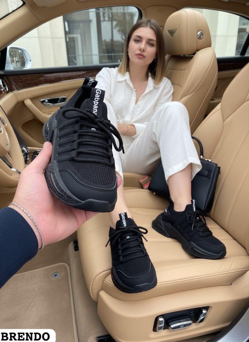 кроссовки,кроссовки женскиe,модные кроссовки,,спортивная