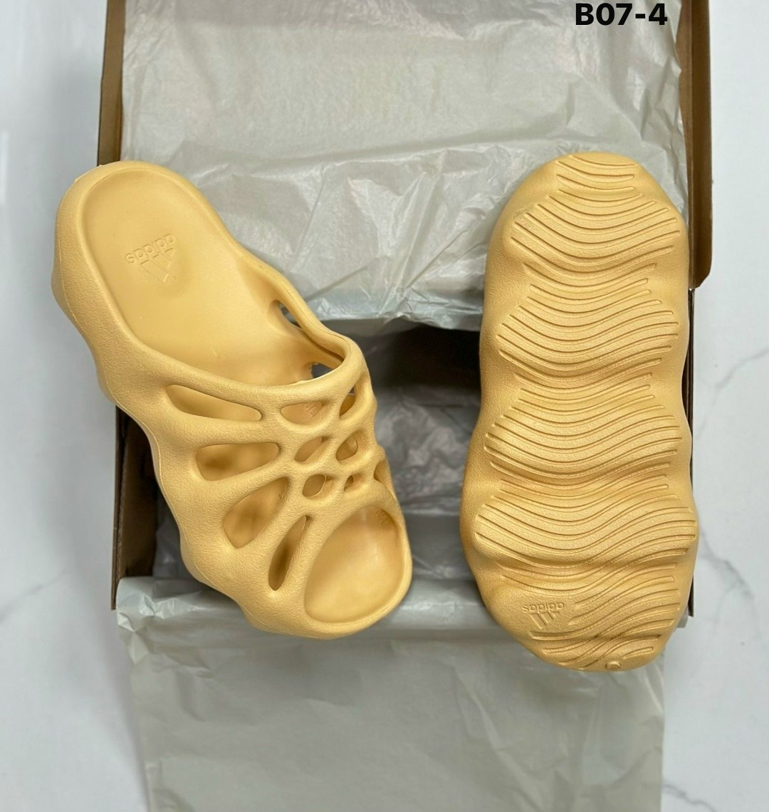 adidas yeezy foam runner stone sage,adidas yeezy foam runner,adidas yeezy,adidas yeezy 450,adidas yeezy 450 slide