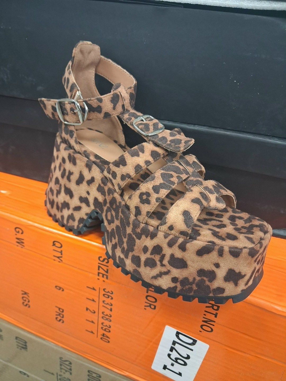 босоножки леопардовые на платформе,босоножки леопард,,леопардовые сандалии эконика,босоножки леопардовые