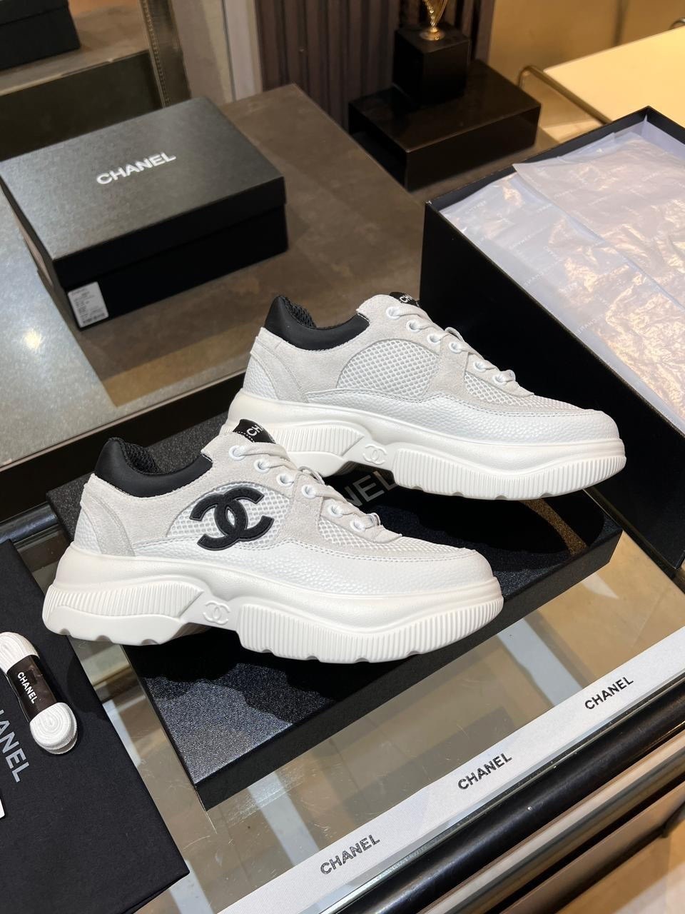 кроссовки женские chanel,кроссовки chanel,женские брендовые кожаные кроссовки chanel premium,модные вентилируемые кроссовки chanel,кроссовки шанели