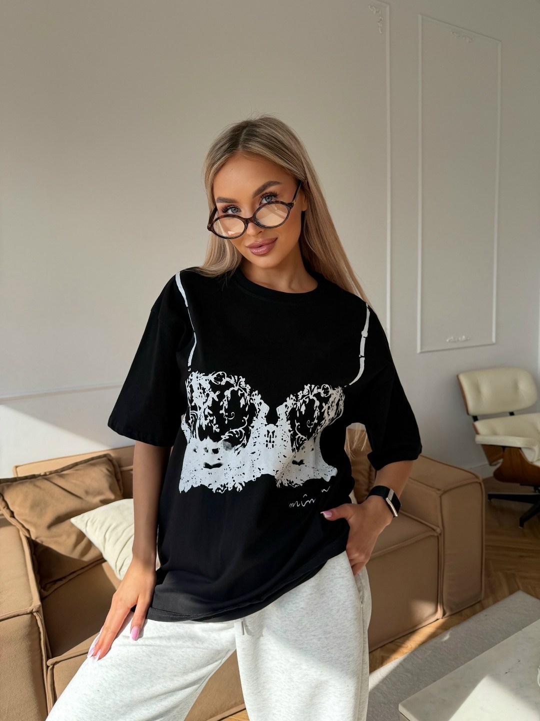 оверсайз женская футболка,футболки женская,футболки оверсайз,футболки оверсайз с принтами,оверсайз футболка черная