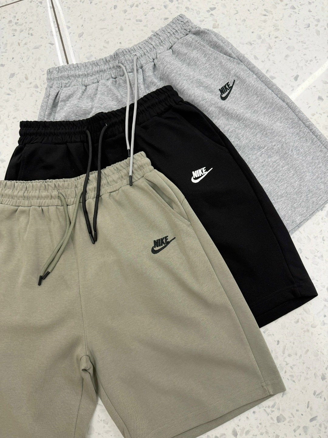 мужские шорты nike,шорты nike tech fleece,шорты мужские,мужские спортивные шорты,шорты найк