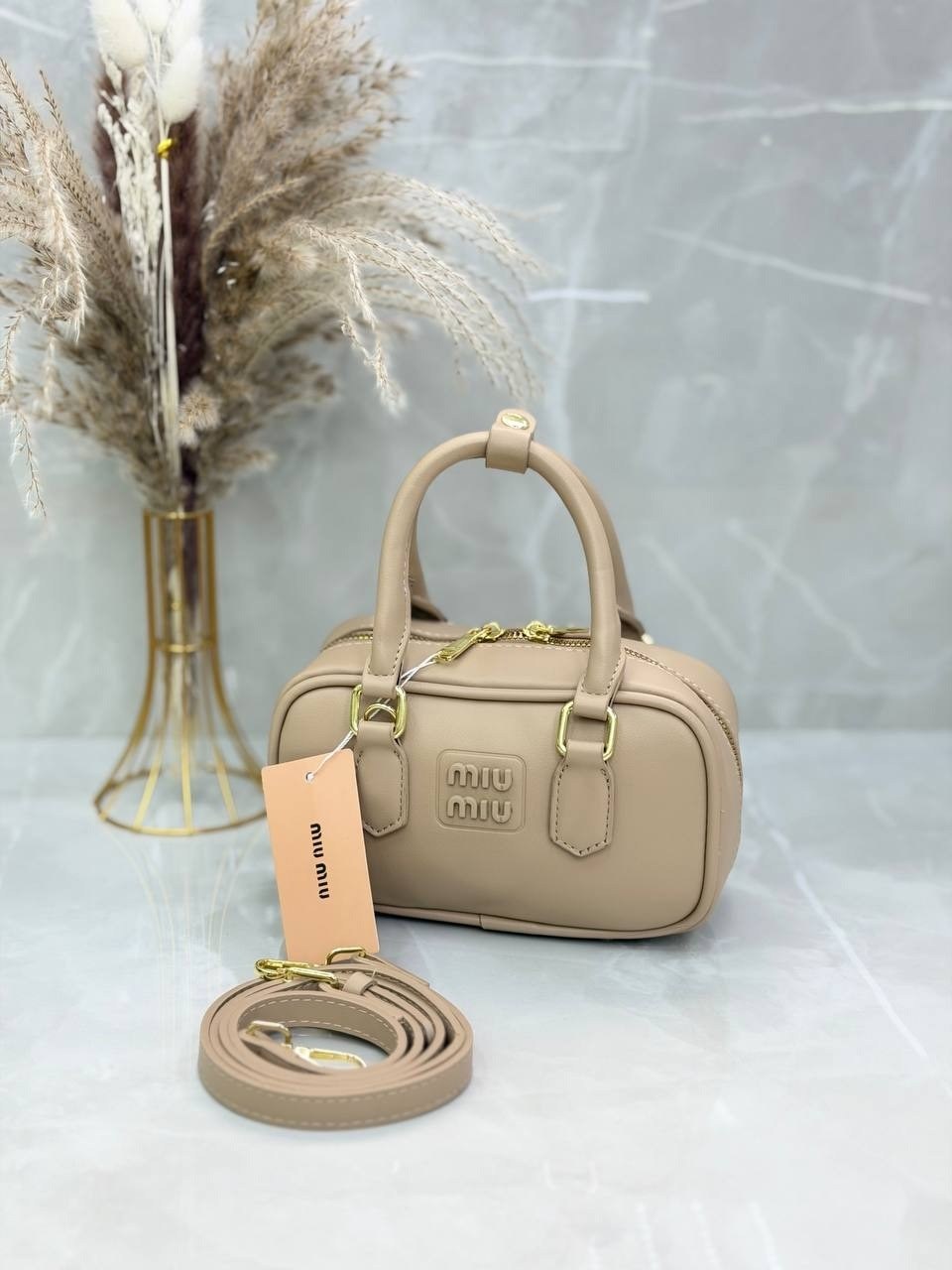 сумка женская miu miu,сумка miu miu,сумка,сумка женская,женская кожаная сумка miu miu arcadie mini белая