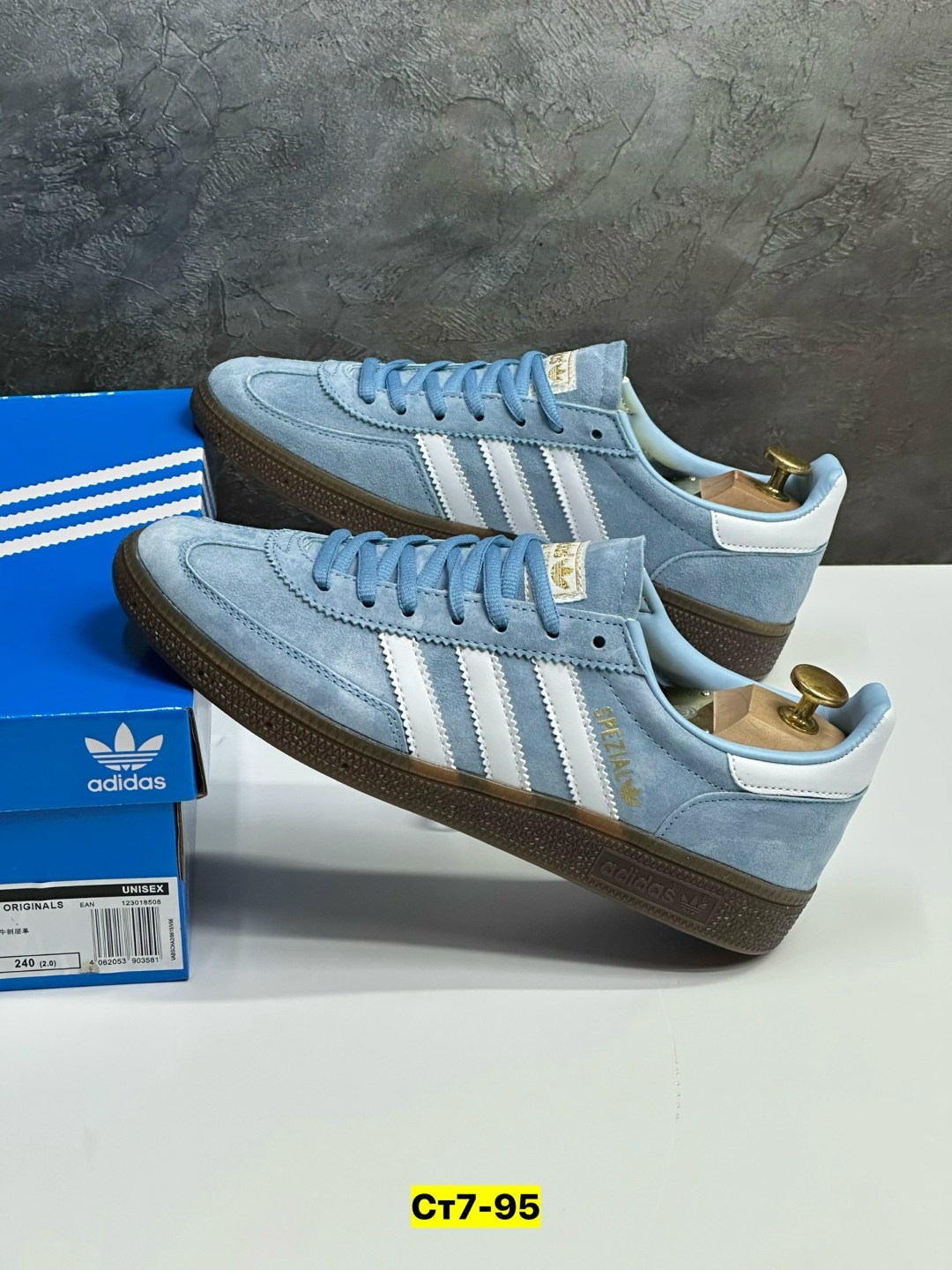 кроссовки adidas spezial,кроссовки adidas spezial голубые,кроссовки adidas,кроссовки мужские женские adidas,adidas spezial