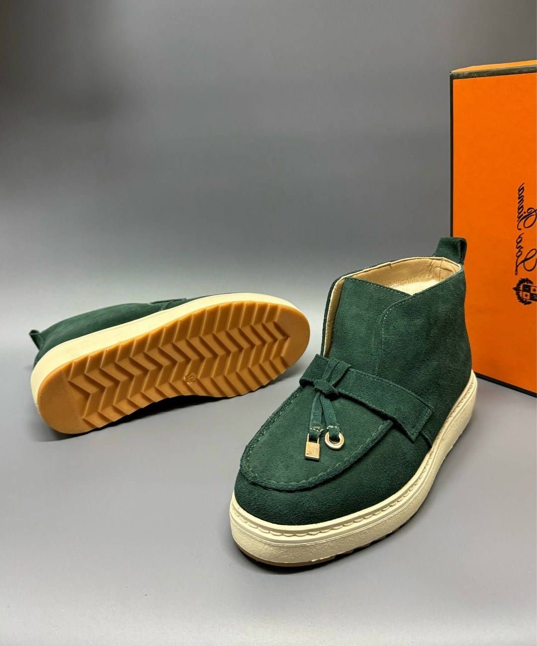 ,замшевые ботинки,зеленые лоферы,женская ,ботинки из натуральной замши