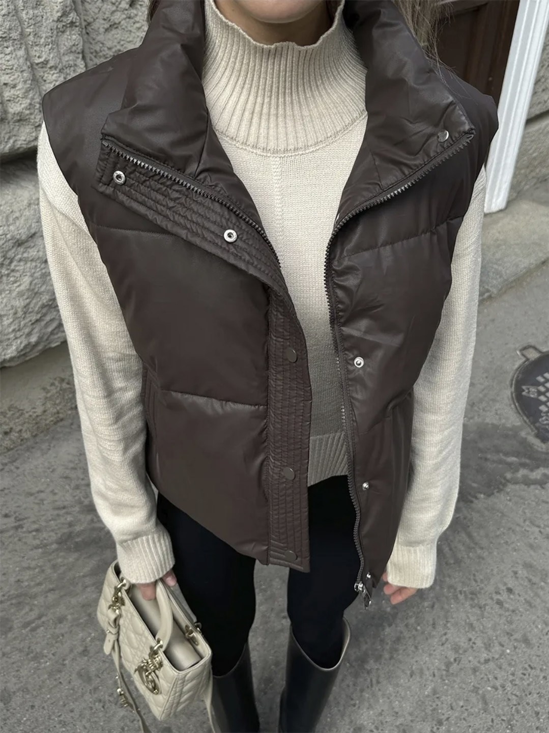 демисезонная жилетка,женская жилетка,жилет женский,теплый жилет,жилет повседневный